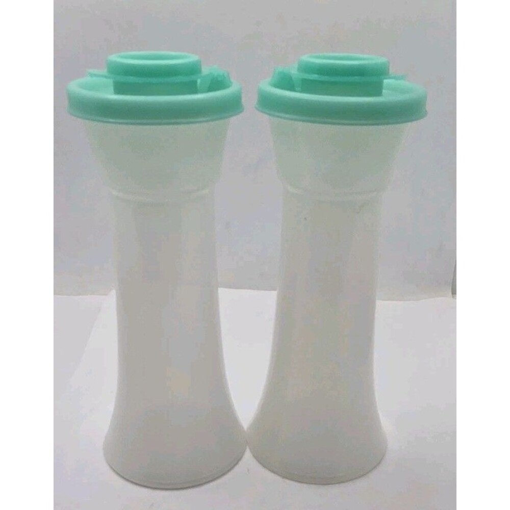 Tupperware Hourglass Salt & Pepper 6” Shakers Light Green Lids